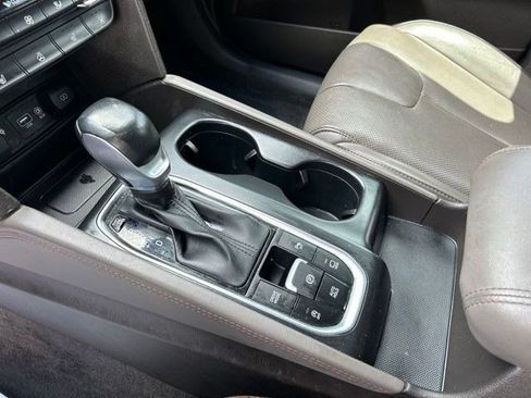 Used 2020 Hyundai Santa Fe Limited FWD image 33