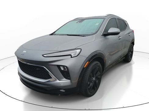 Used 2025 Buick Encore GX Sport Touring w/ Comfort Package image 3