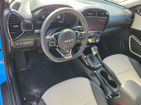 Used 2023 Kia Soul GT-Line FWD image 13