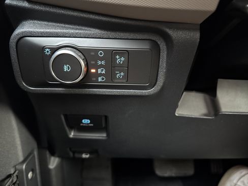 Used 2021 Ford Bronco Big Bend image 18