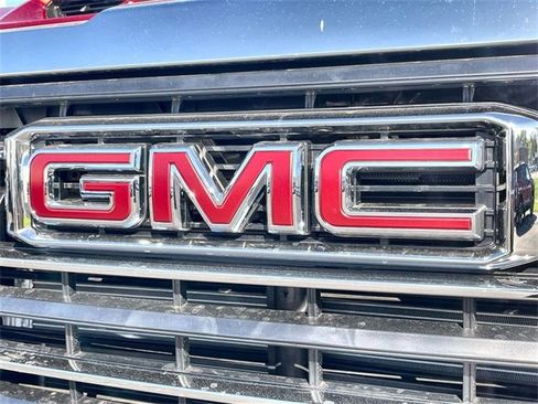New 2026 GMC Sierra 2500 SLT image 32