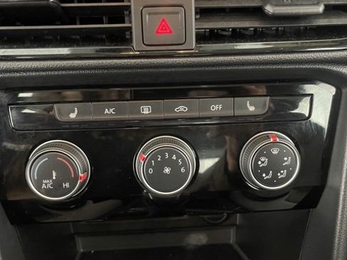 Used 2024 Volkswagen Taos S image 39