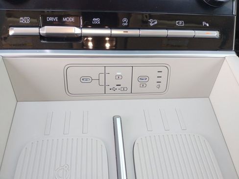 Used 2024 Hyundai Santa Fe SEL image 22