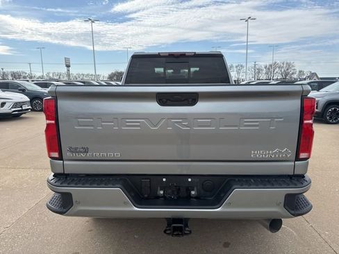 Used 2026 Chevrolet Silverado 2500 High Country w/ High Country Premium Package image 4