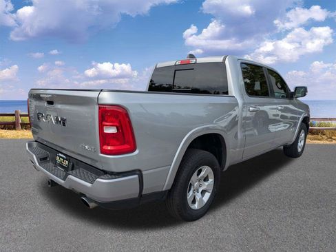 Certified 2025 RAM 1500 Big Horn AWD/4WD image 8