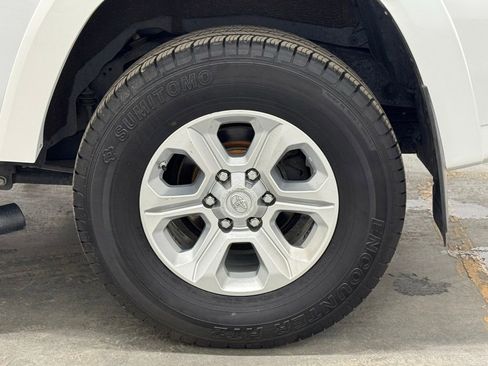 Used 2019 Toyota 4Runner SR5 image 41