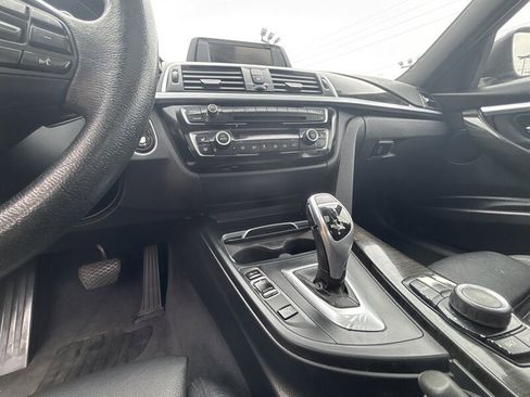 Used 2017 BMW 330i Sedan image 21