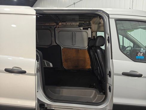 Used 2022 Ford Transit Connect XL FWD image 18