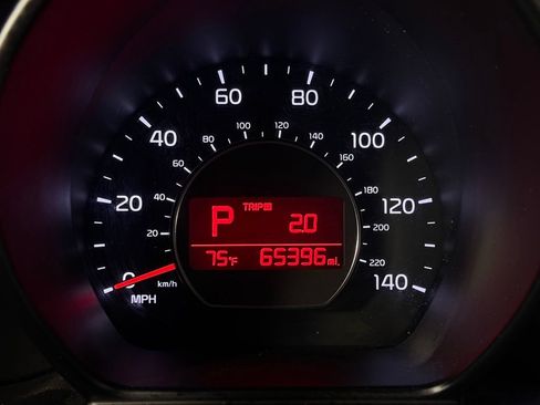 Used 2019 Kia Soul FWD image 15