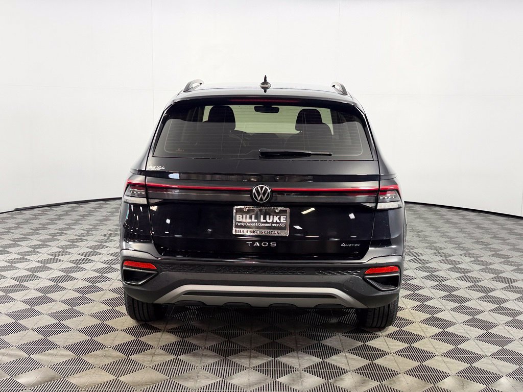 Used 2025 Volkswagen Taos S AWD/4WD image 8