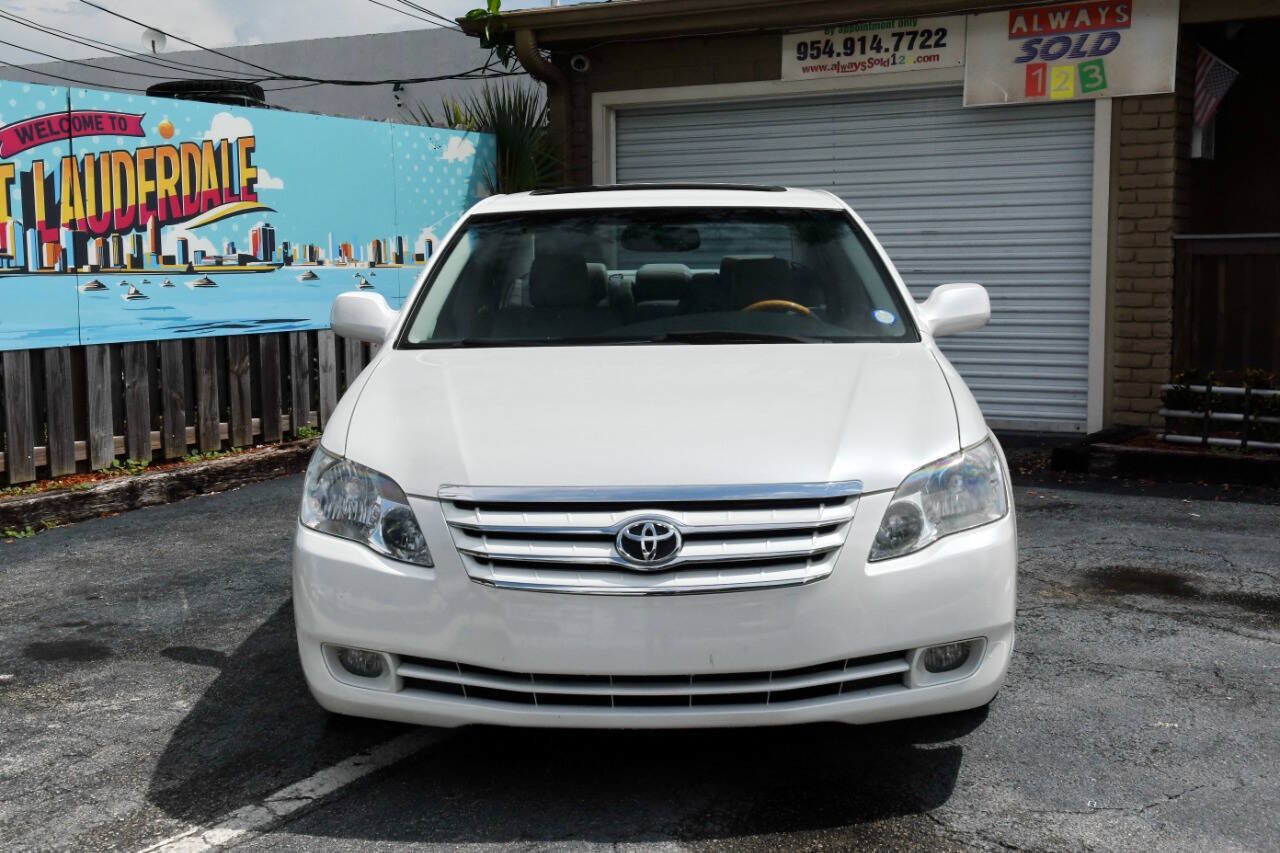 Used 2007 Toyota Avalon Touring FWD image 2