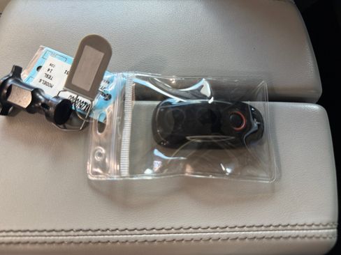 Used 2014 Tesla Model S RWD image 27