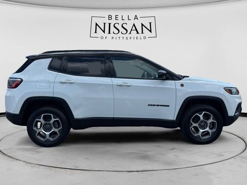 Used 2022 Jeep Compass Trailhawk AWD/4WD image 6