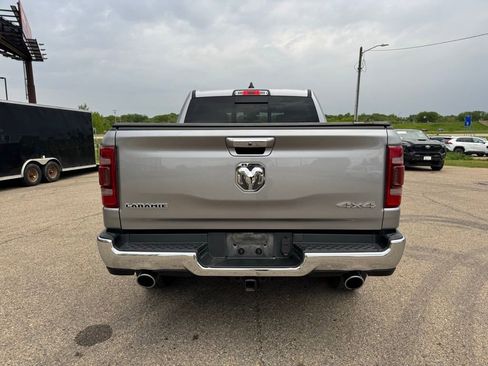 Used 2019 RAM 1500 Laramie AWD/4WD image 15
