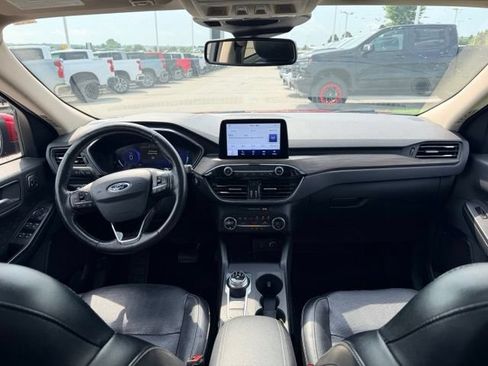 Used 2020 Ford Escape Titanium AWD/4WD image 6