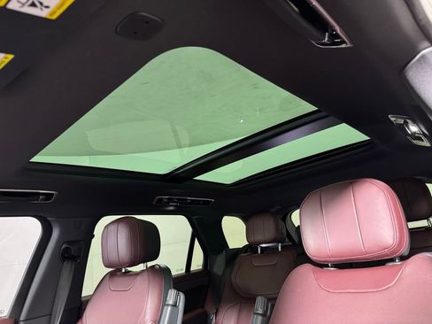 Used 2023 Land Rover Range Rover Sport SE Dynamic image 17