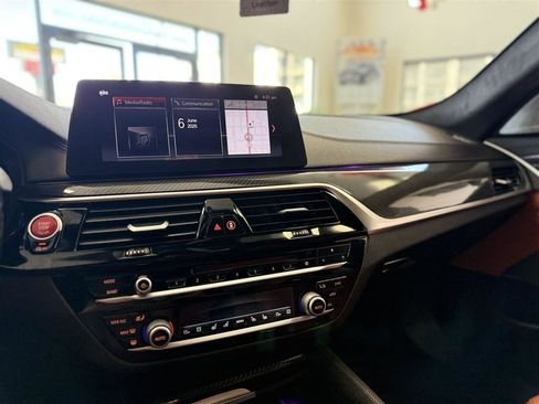 Used 2018 BMW M5 w/ Executive Package AWD/4WD image 39