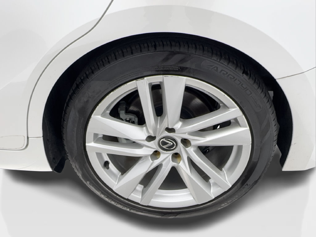 Used 2023 Lexus IS 300 w/ Comfort Package RWD image 14