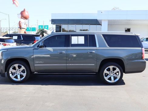 Used 2018 GMC Yukon XL Denali w/ Open Road Package image 5