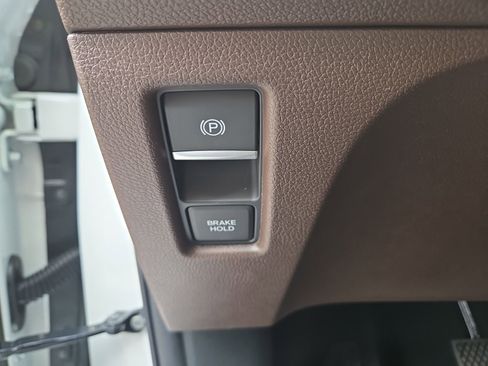 New 2026 Honda Odyssey Touring image 13