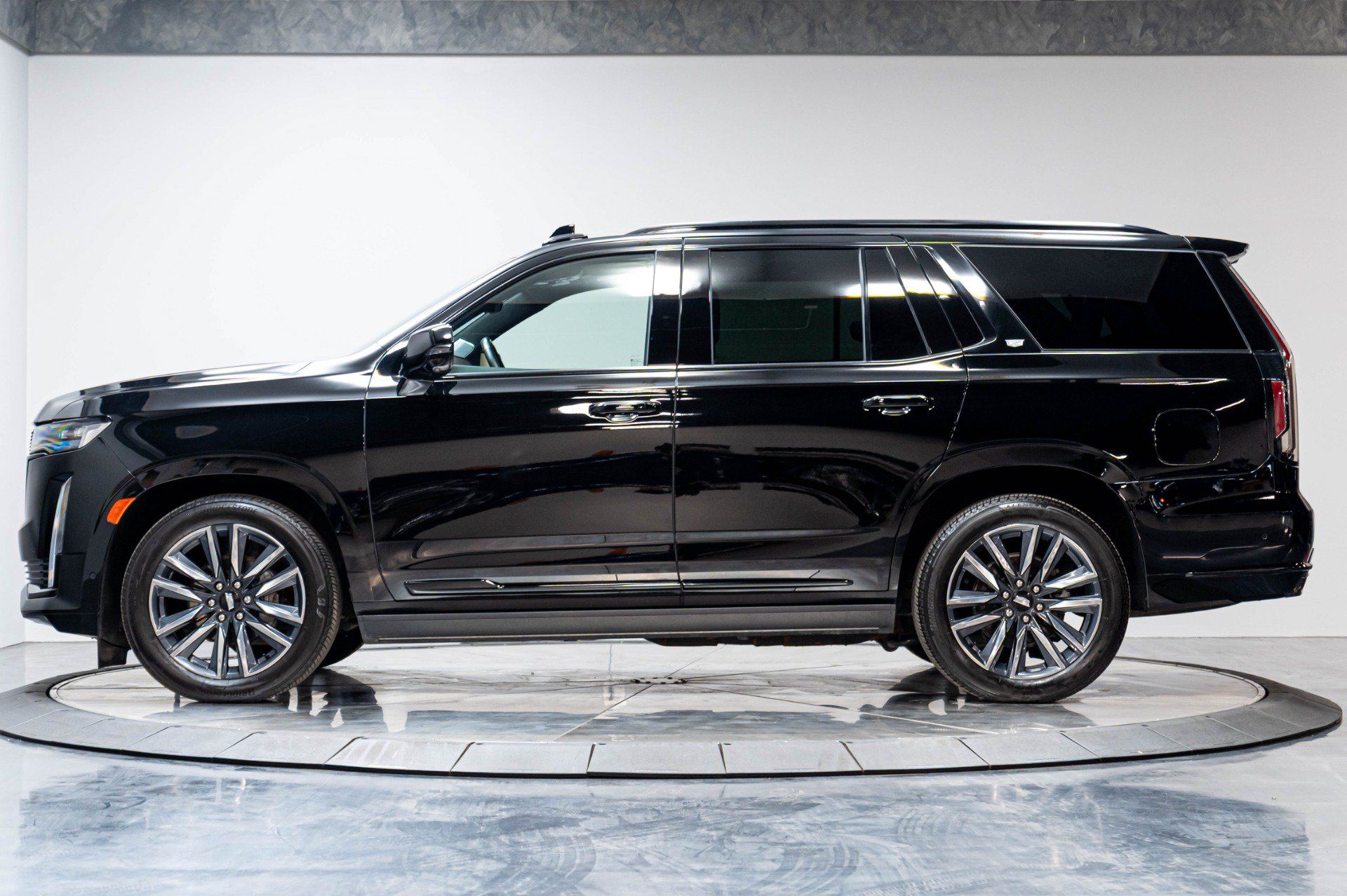 Used 2024 Cadillac Escalade Sport Platinum AWD/4WD image 43