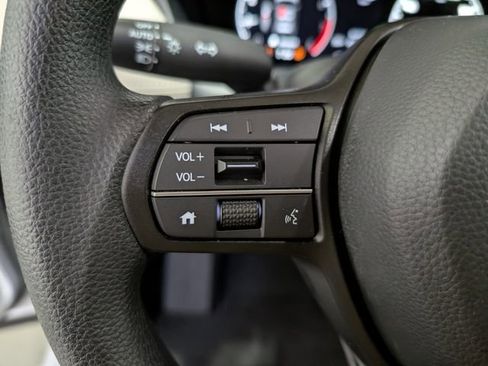 Used 2026 Honda HR-V LX image 17