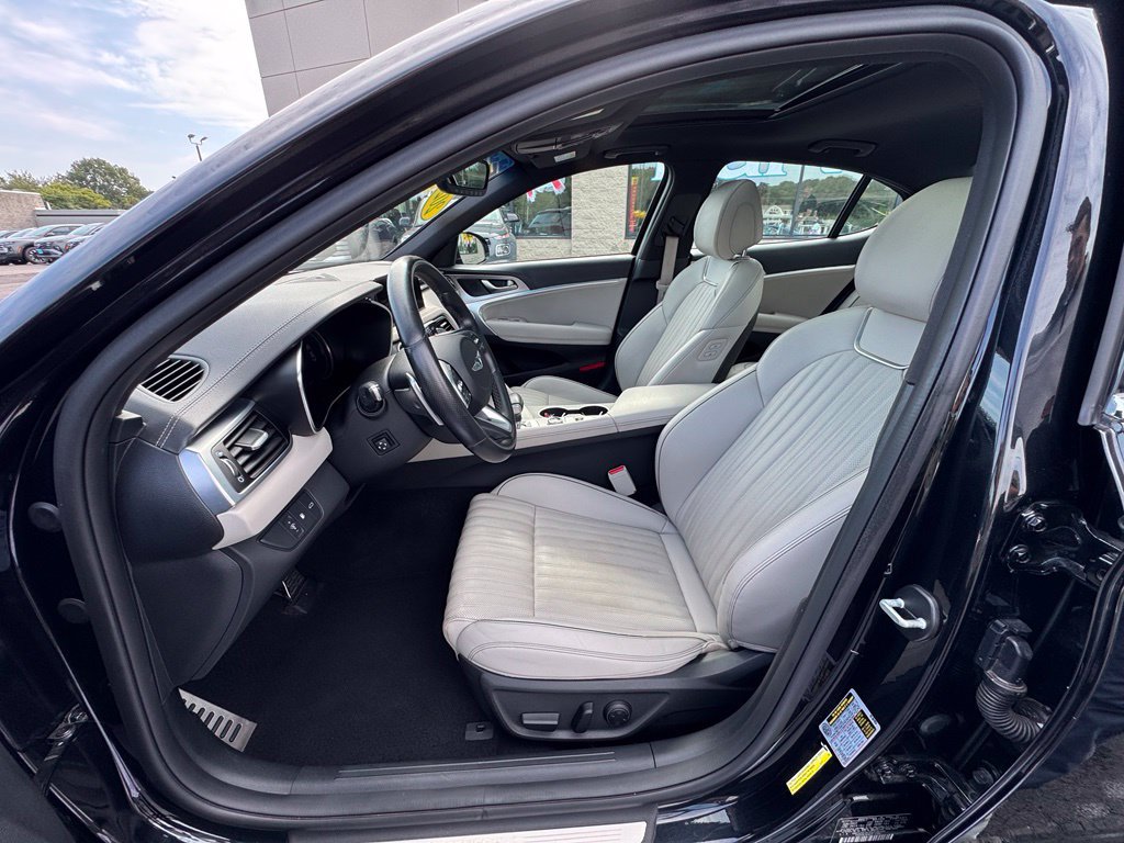 Used 2023 Genesis G70 2.0T w/ Sport Prestige Package AWD/4WD image 31