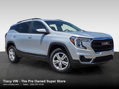 Used 2022 GMC Terrain SLE w/ Driver Convenience Package