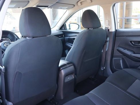 Used 2025 Nissan Sentra SV w/ Trunk Package FWD image 31