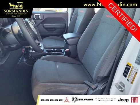 Certified 2025 Jeep Wrangler Unlimited Rubicon AWD/4WD image 16