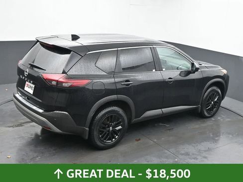 Used 2023 Nissan Rogue S image 37