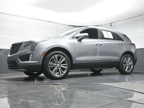Used 2025 Cadillac XT5 Premium Luxury FWD image 37