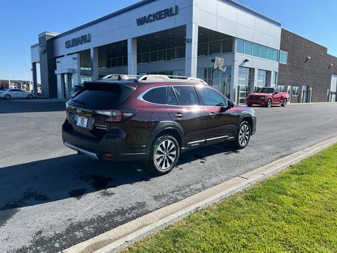 Used 2025 Subaru Outback Touring XT w/ Popular Package #2 AWD/4WD image 8