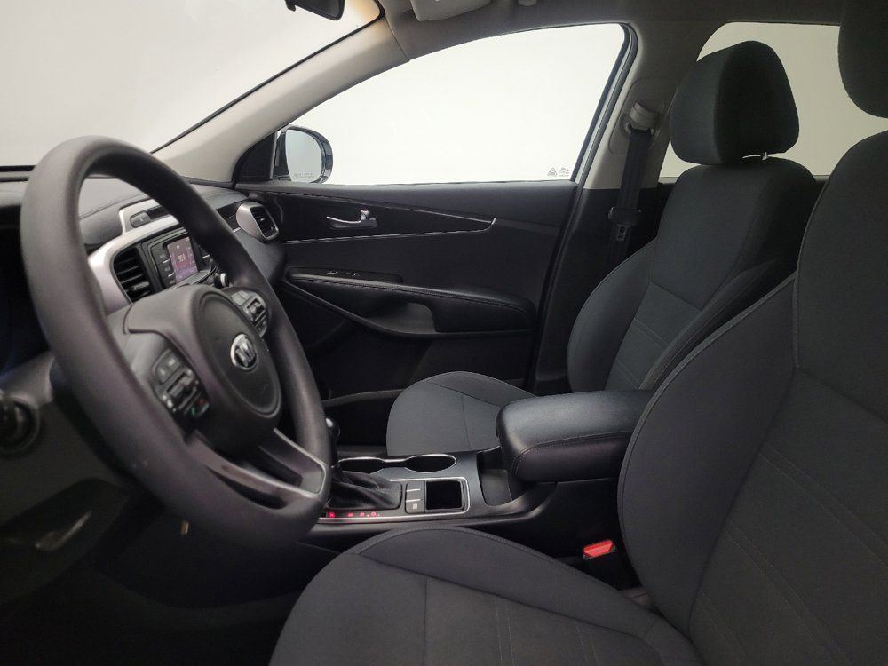 Used 2016 Kia Sorento FWD image 17