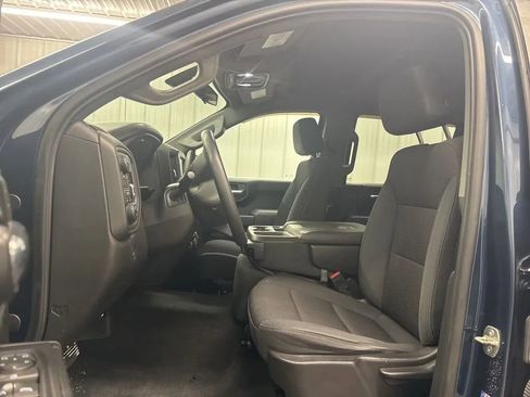 Used 2020 Chevrolet Silverado 1500 Custom Trail Boss w/ Custom Convenience Package image 9