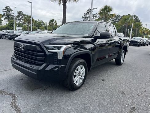 Used 2023 Toyota Tundra SR5 AWD/4WD image 5