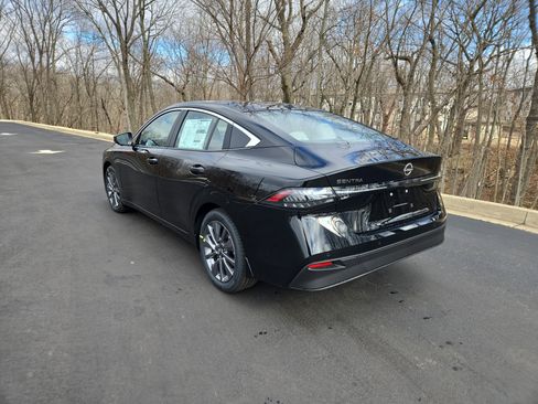 New 2026 Nissan Sentra SL w/ Floor Mat Package image 6