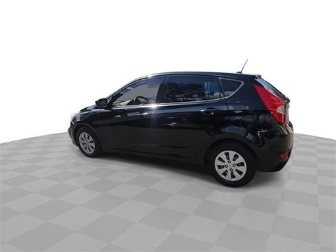 Used 2017 Hyundai Accent SE image 6