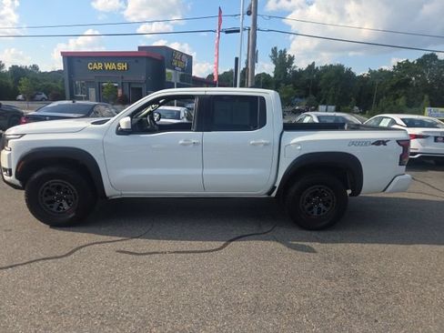 Used 2026 Nissan Frontier PRO-4X AWD/4WD image 9