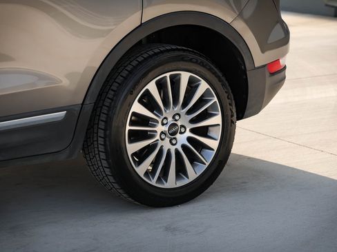 Used 2017 Lincoln MKC Reserve image 35