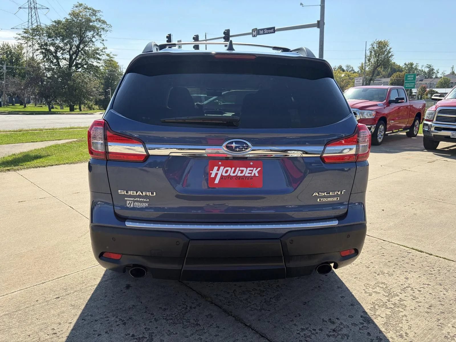 Used 2019 Subaru Ascent Touring AWD/4WD image 7