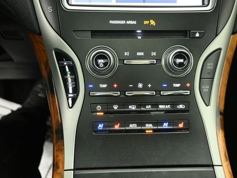 Used 2019 Lincoln Nautilus Reserve image 14