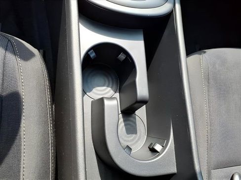 New 2026 Hyundai Kona SE image 19