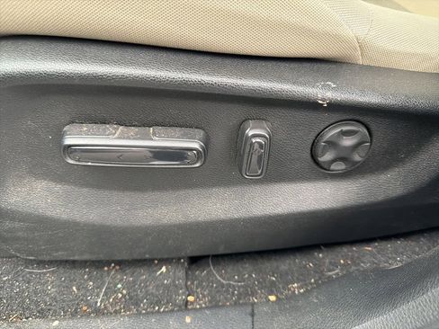 Used 2020 Honda CR-V EX image 26