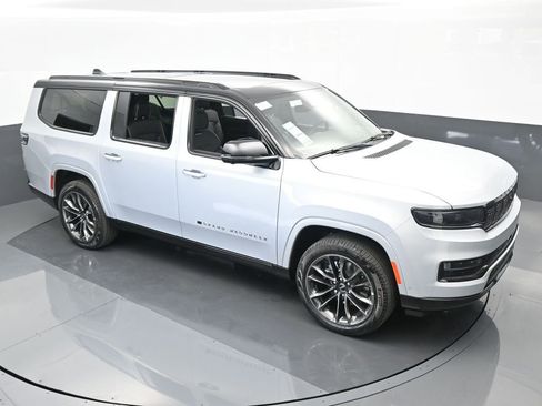 Used 2024 Jeep Grand Wagoneer L Series II w/ Quick Order Packagew 28T image 52