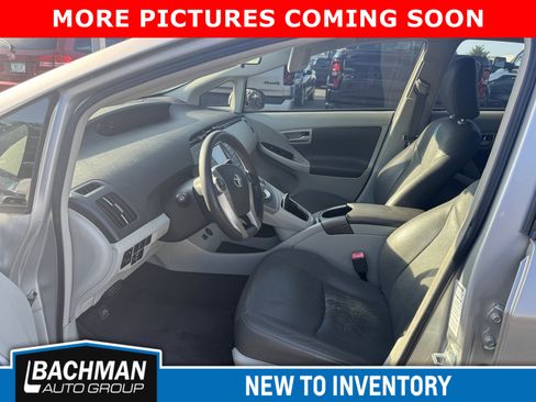Used 2012 Toyota Prius Three FWD image 10