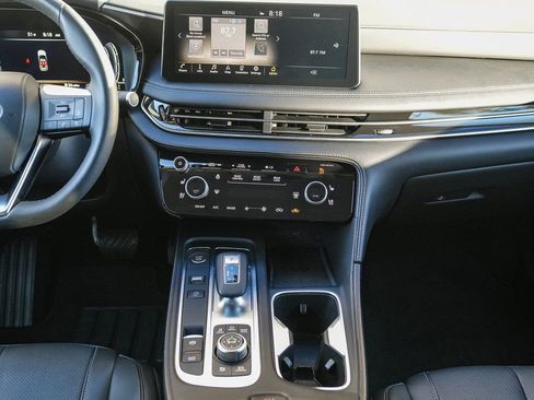 Certified 2024 INFINITI QX60 Luxe image 12