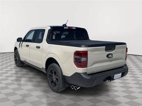 Certified 2025 Ford Maverick XLT w/ Black Appearance Package AWD/4WD image 4