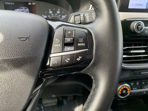 Used 2021 Ford Escape SE w/ SE Sport Appearance Package AWD/4WD image 19