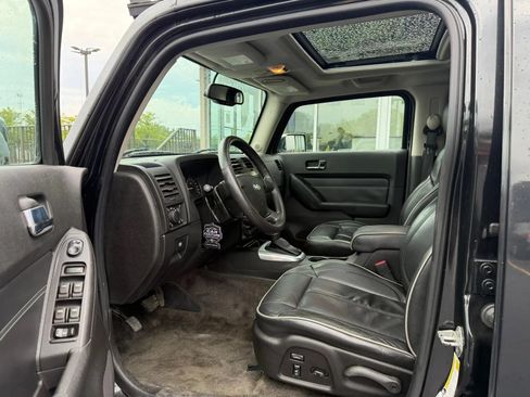 Used 2009 HUMMER H3 Luxury AWD/4WD image 9